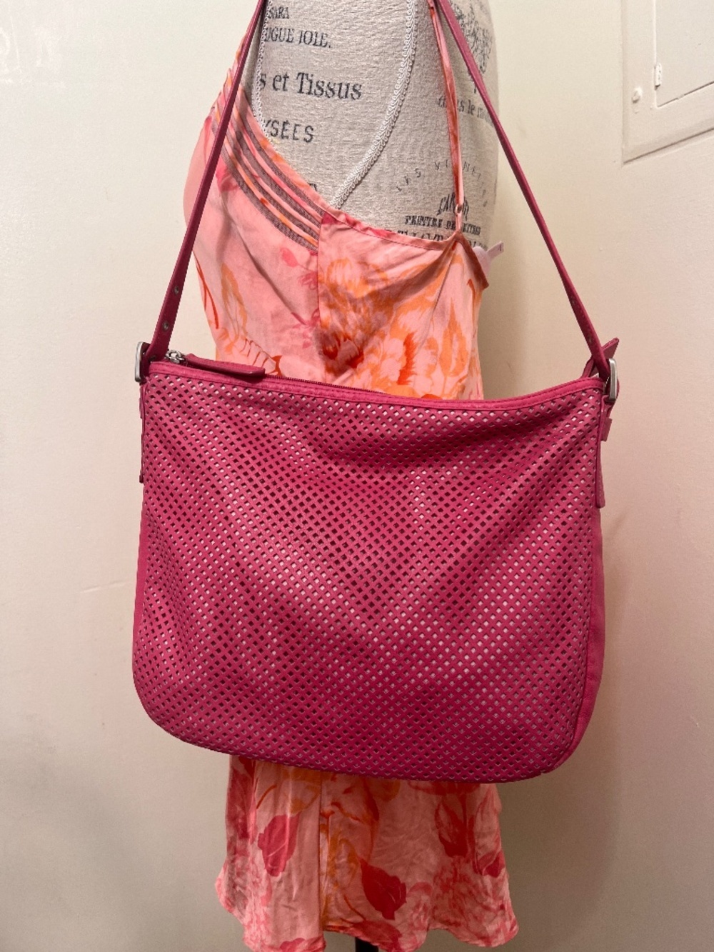 Stone Mountain performed leather shoulder purse bag fuscia color